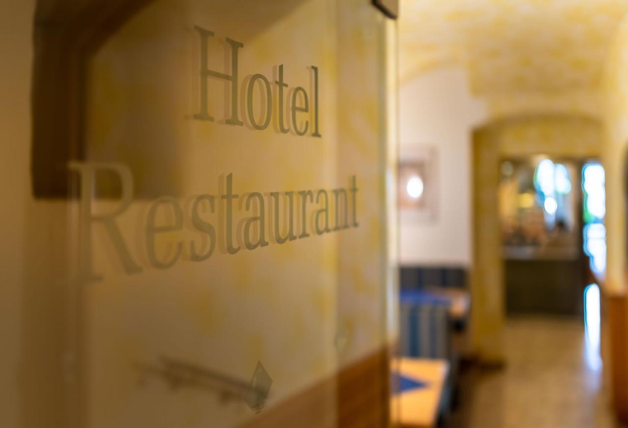 Hotel Anker Klosterneuburg Exterior photo